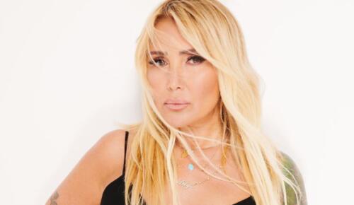 Yonca Evcimik “90’lar Ekspresi” için kampa girdi