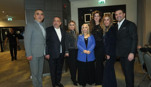 Murat ve Vildan  Keloğlu dostlarI için Ramada da Bayram öncesi verdiği son iftar yemeği.