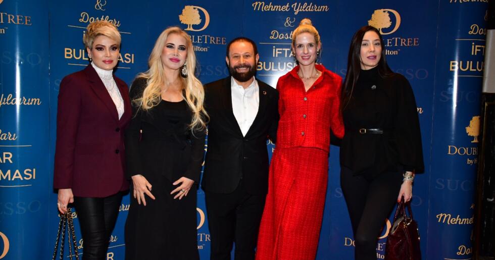 Mehmet Yıldırım ve Dostları İftarda Buluştu