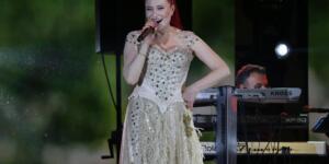 Candan Erçetin, 20 Mart 2026 akşamı Royal Seginus Hotel sahnesinde unutulmaz bir konsere imza attı.