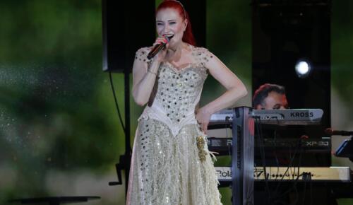 Candan Erçetin, 20 Mart 2026 akşamı Royal Seginus Hotel sahnesinde unutulmaz bir konsere imza attı.