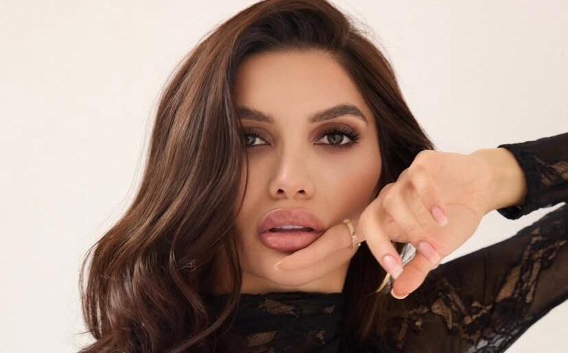 Eylem Aytaş Podyumlarda iddaalı bir model olmak istiyor.