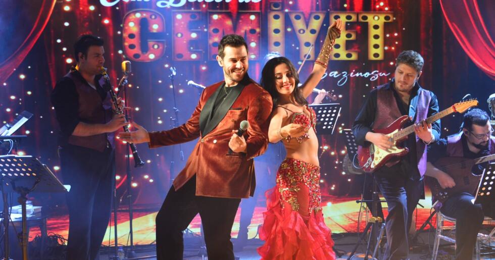 “NOSTALJİK ŞARKILARDA KENDİMİ BULDUM”