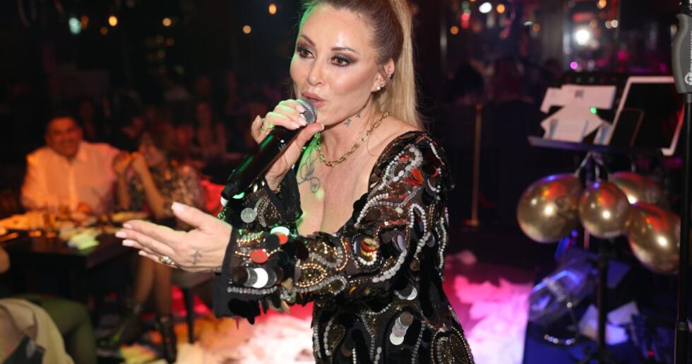 AYLİNCE BİR ATEŞE ATTIN BENİ