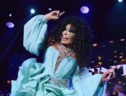 Türk sanat müziğinin efsane ismi Bülent Ersoy, uzun süren sessizliğini yeni şarkısı “Fragman”la bozuyor.