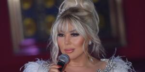 SAFİYE SOYMAN’A MASALSI KOSTÜM