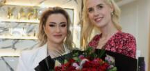 Ünlü oyuncu Wilma Elles’ten Çekmeköy’deki güzellik merkezine yoğun ilgi