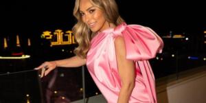 SAHNEDE DOĞUM GÜNÜ SÜRPRİZİ!