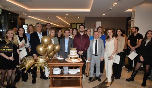 Esteworld Ailesinden Kurucularına Unutulmaz Sürpriz