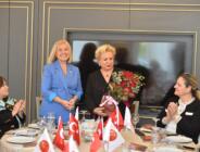 TÜDİP’in Nisan Buluşmasında Suna Dumankaya Rüzgârı