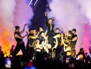 Gülben Ergen ve Mustafa Sandal’dan sahnede sürpriz düet