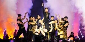 Gülben Ergen ve Mustafa Sandal’dan sahnede sürpriz düet