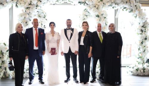 20 Yıllık Aşk Hikâyesinde Mutlu Son