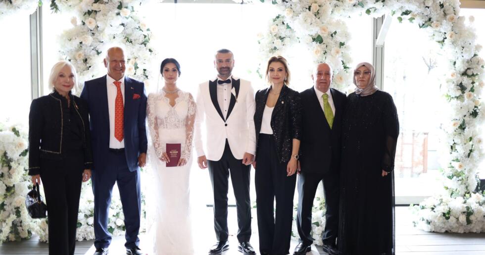 20 Yıllık Aşk Hikâyesinde Mutlu Son