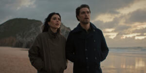 Cansu Dere’den sınırları aşan bir aşk hikâyesi