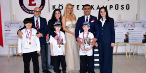 TABİATIN KIZI TUĞBA ÖZAY VE “SUYUN MELEKLERİ” KAZ DAĞLARI’NDA BULUŞTU