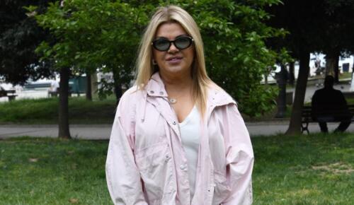 Elif Karlı önceki gün Bebekte görüntülendi.