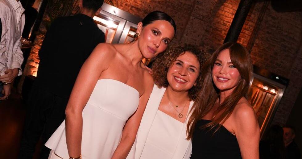 YASEMİN ÖĞÜN VE ZEHRA IŞIK’TAN 23. SEZONA ÖZEL ŞIK DAVET