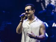 Antalya Açıkhava’da müzikseverlerle buluşan Gökhan Türkmen’in konserinde 7 evlenme teklifi yapıldı
