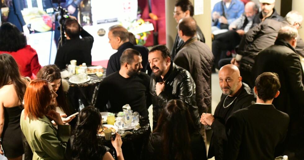 “FULAR” Galasında yıldızlar geçidi.