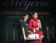 LİNET ANNESİ İÇİN SAHNEDE AĞLADI, AĞLATTI