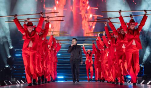 Kenan Doğulu’dan İzmir’de Unutulmaz Performans!