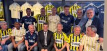 Barış Baran Aras, Fenerbahçe’nin Yeni Sezon Forma Tanıtımında Efsanelerle Buluştu
