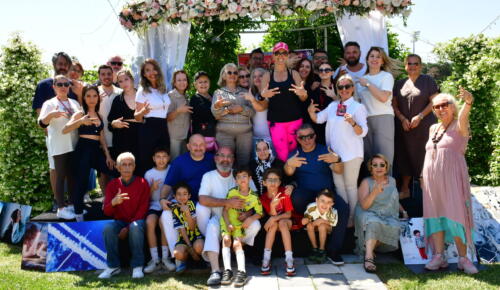 TUĞBA ÖZAY’DAN GELENEKSEL BULUŞMA: “TUBİSTLER” DOĞADA BİR ARAYA GELDİ