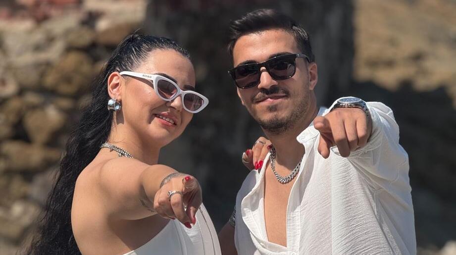 Dodo ve Esin Kaya’dan “SEN BENİM OLSANA”