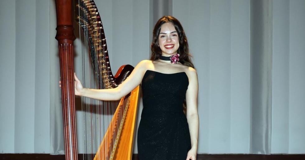 Zeynep Duru Güleç, bu kez Ahmed Adnan Saygun Sanat Merkezi’nde müzikseverlerin karşısına çıktı.