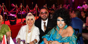 DİVA BÜLENT ERSOY ANKARA’DA GÖZ KAMAŞTIRDI