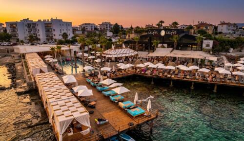 ÜLFET BEACH CLUB 2026 YAZ SEZONUNU OMNYA İLE KARŞILADI