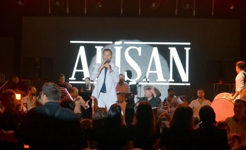 Alişan, Cennet Mahallesi Konseptiyle Karşılandı