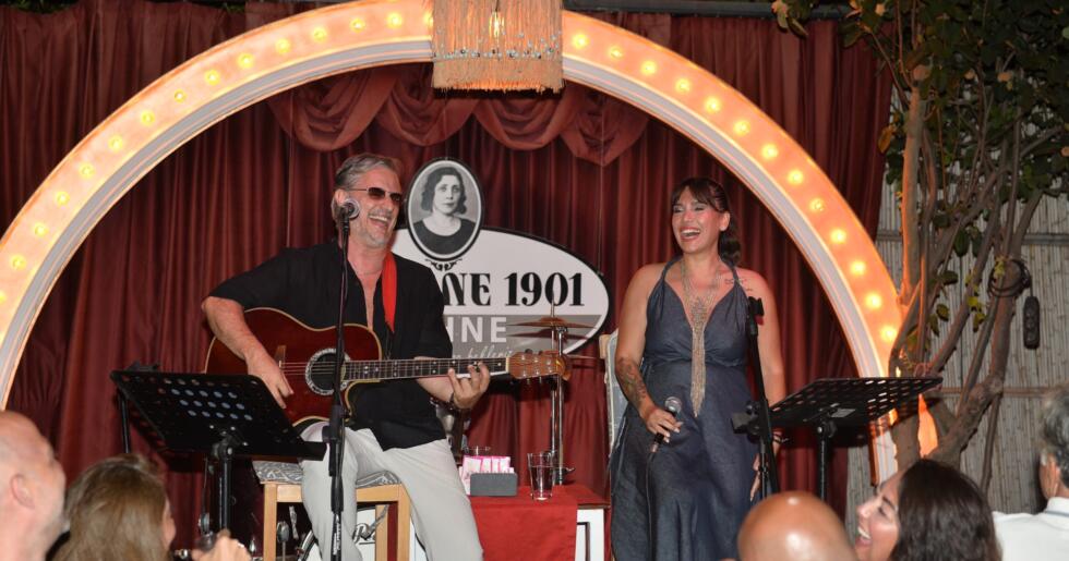 Türkbükü’nde Eğlencenin Kalbi     Dürdane 1901 Sahne’de Unutulmaz Gece