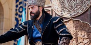AKIN AKINÖZÜ, SULTAN ALAEDDİN KEYKUBAT ROLÜ İÇİN 5 AY BOYUNCA HAZIRLANDI!