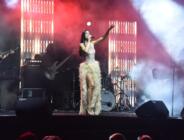 Rum şarkıcı Ivi Adamou, Bodrum’da sahne aldı
