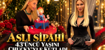 43’üncü Yaşını Chucky’yle Kutladı
