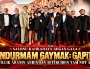 SALONU KAHKAHAYA BOĞAN GALA: ‘DONDURMAM GAYMAK: GAPİTAL’ 20 YILLIK ARANIN ARDINDAN SEYİRCİDEN TAM NOT ALDI!
